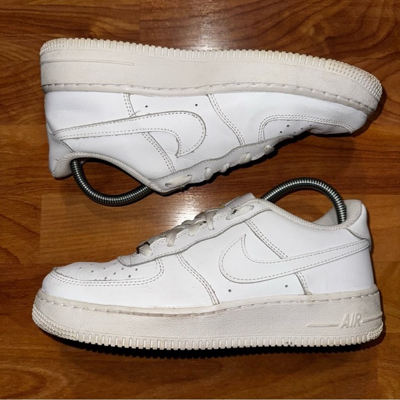 Nike Youth Air Force 1 LE Grade School Shoe Size 7Y, White/White DH2920-111 2021 - Picture 9 of 11
